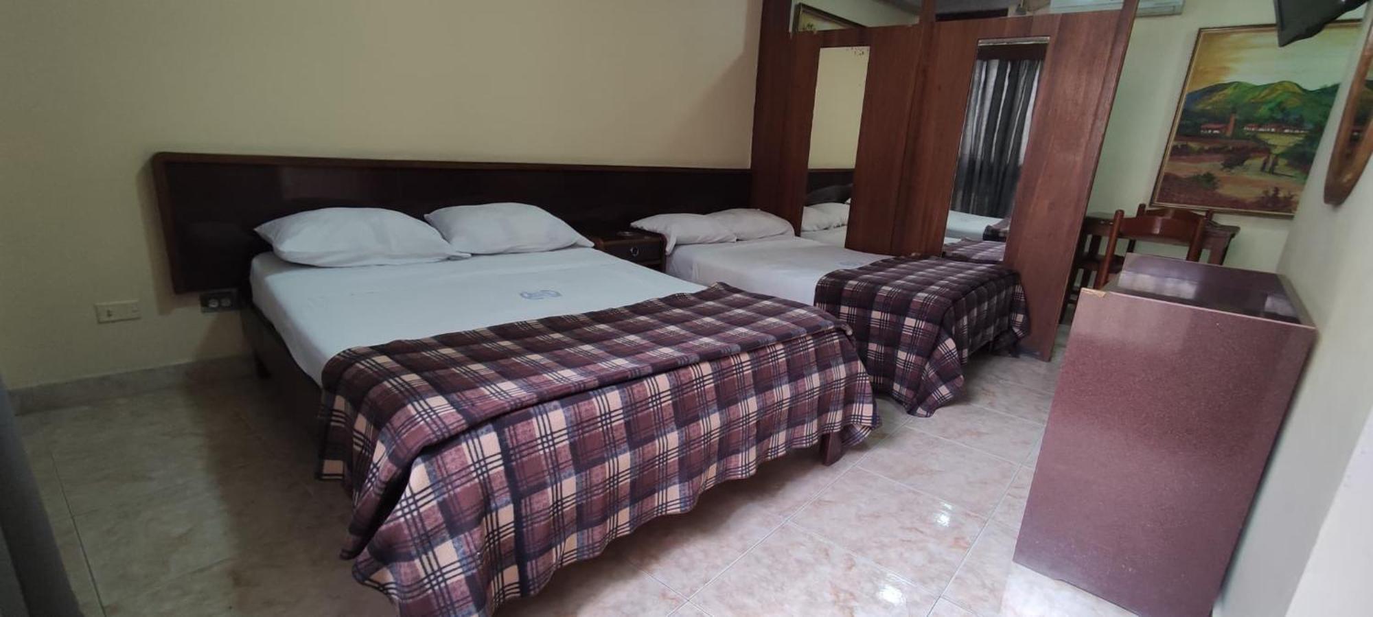 Hotel Grand Galaxie Caracas Extérieur photo