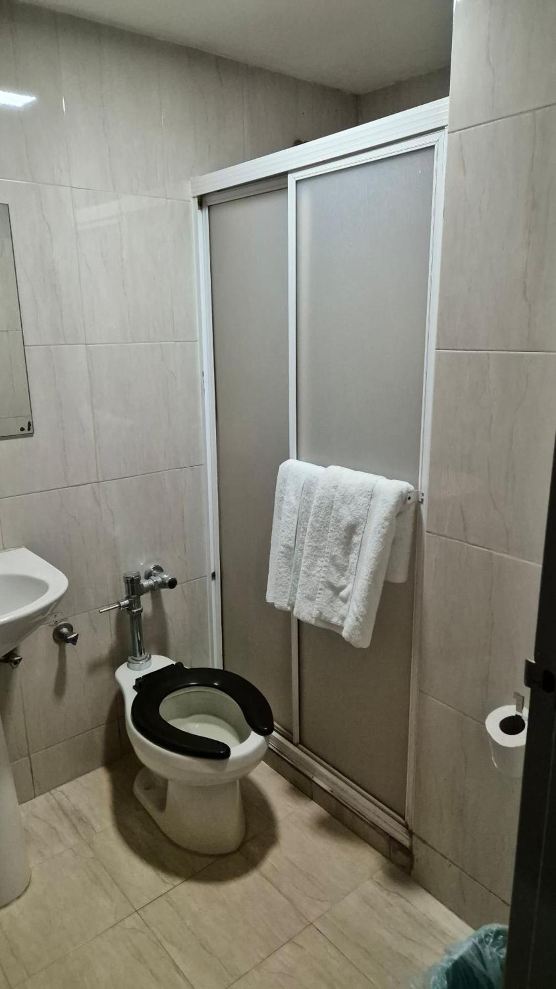 Hotel Grand Galaxie Caracas Extérieur photo