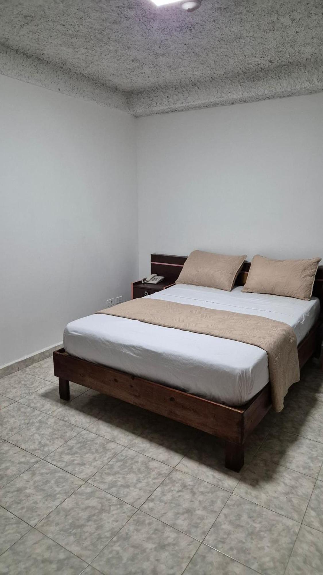 Hotel Grand Galaxie Caracas Extérieur photo