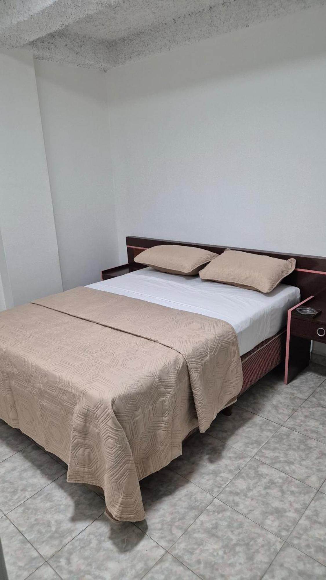 Hotel Grand Galaxie Caracas Extérieur photo