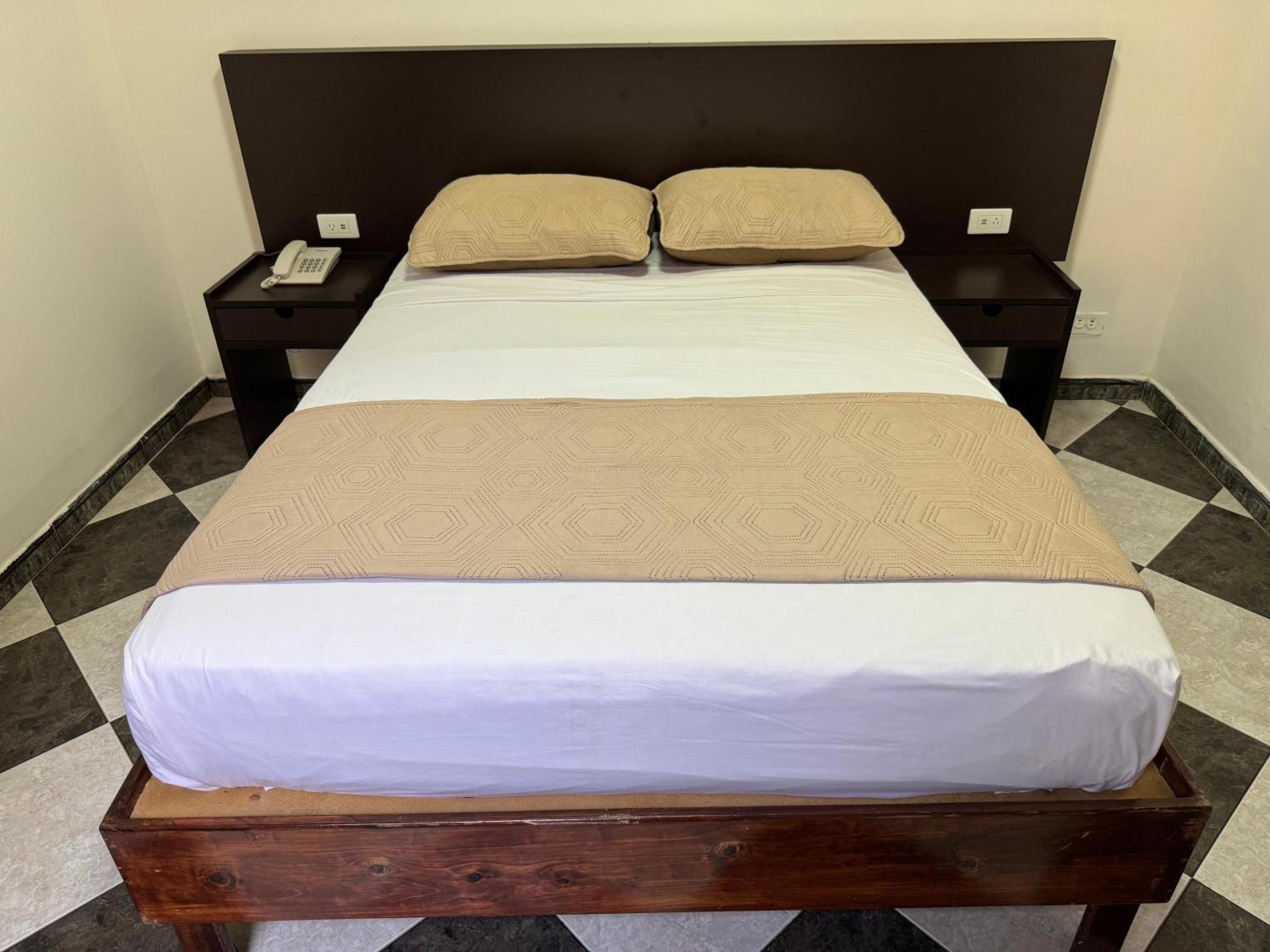 Hotel Grand Galaxie Caracas Extérieur photo