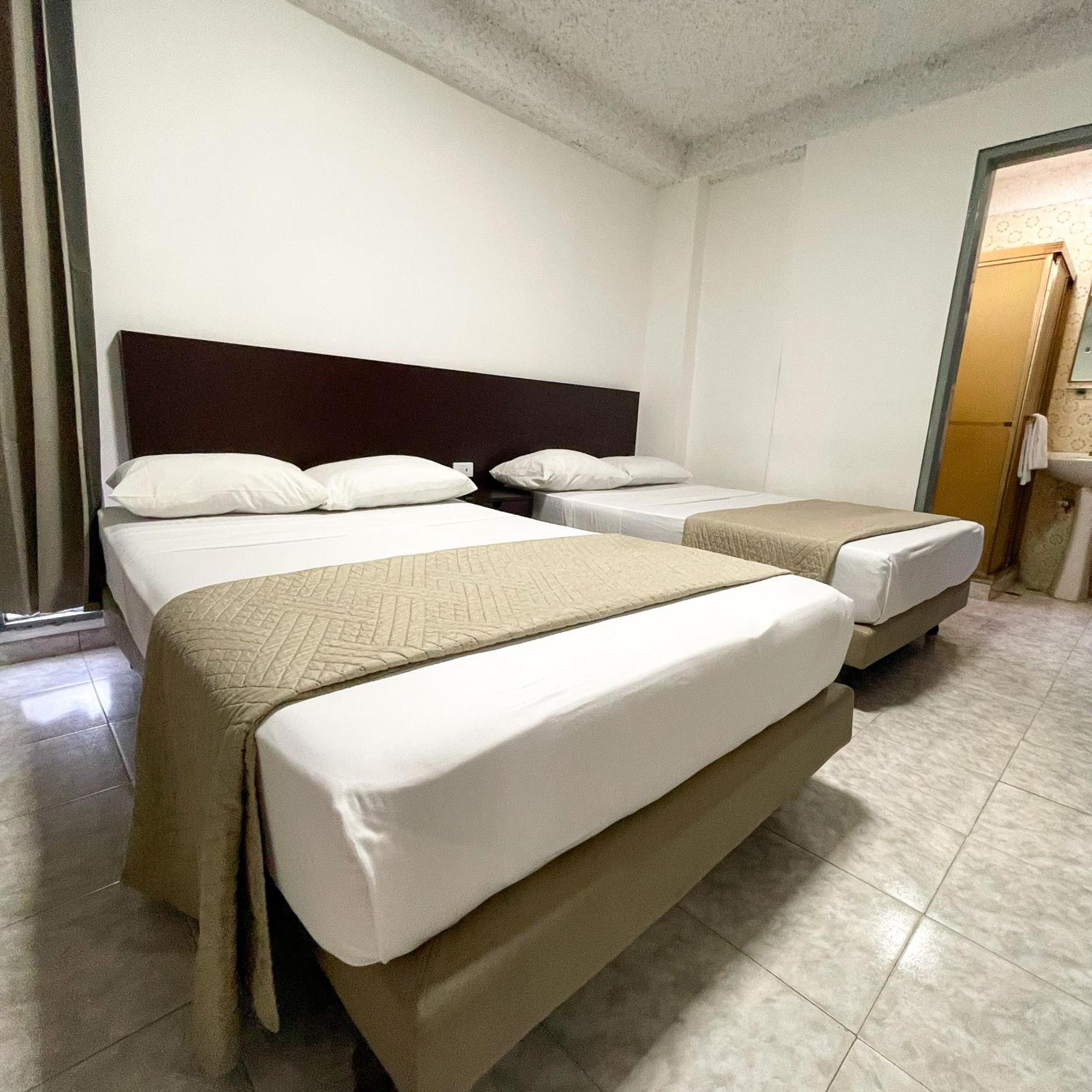 Hotel Grand Galaxie Caracas Extérieur photo