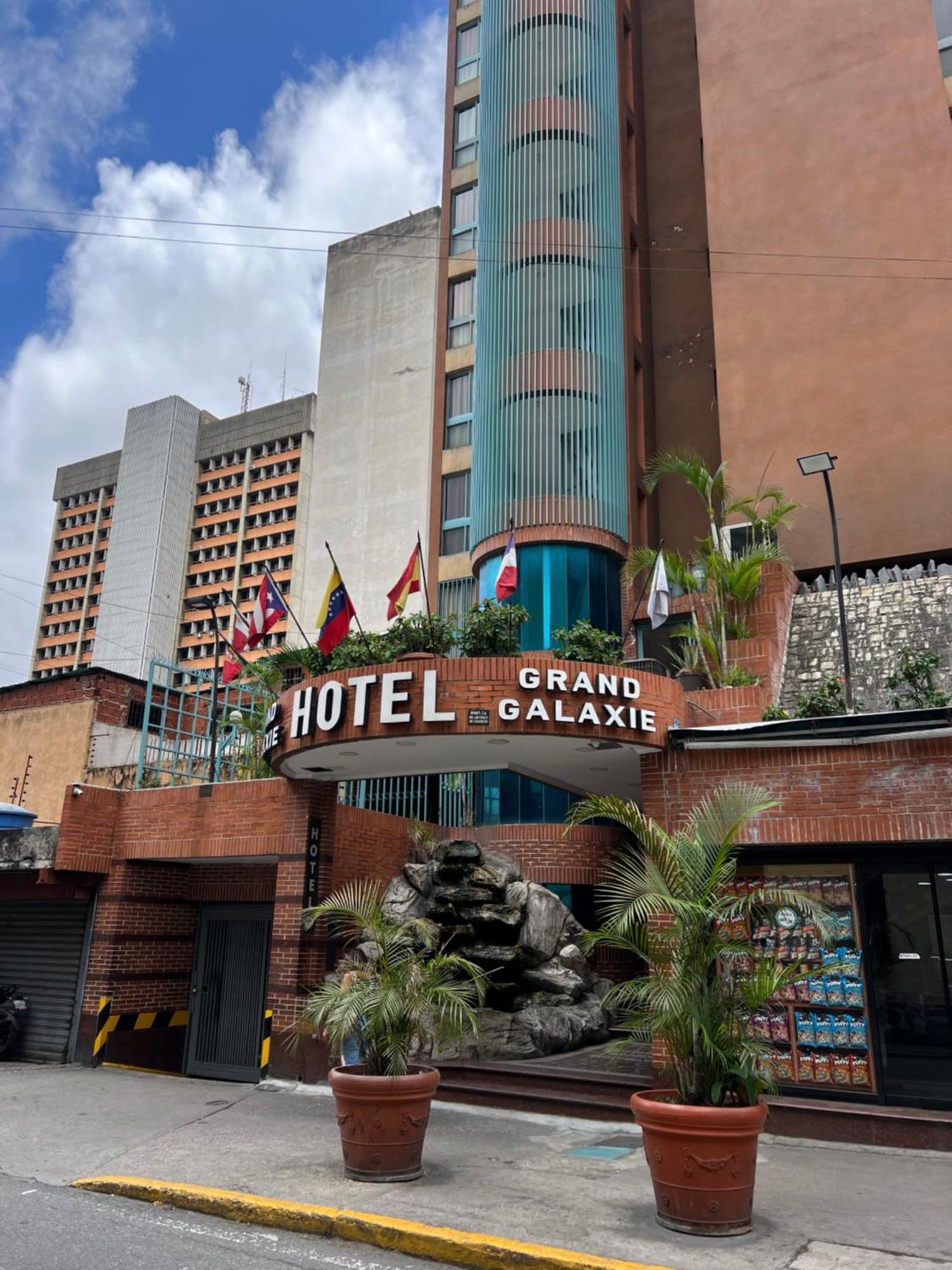 Hotel Grand Galaxie Caracas Extérieur photo