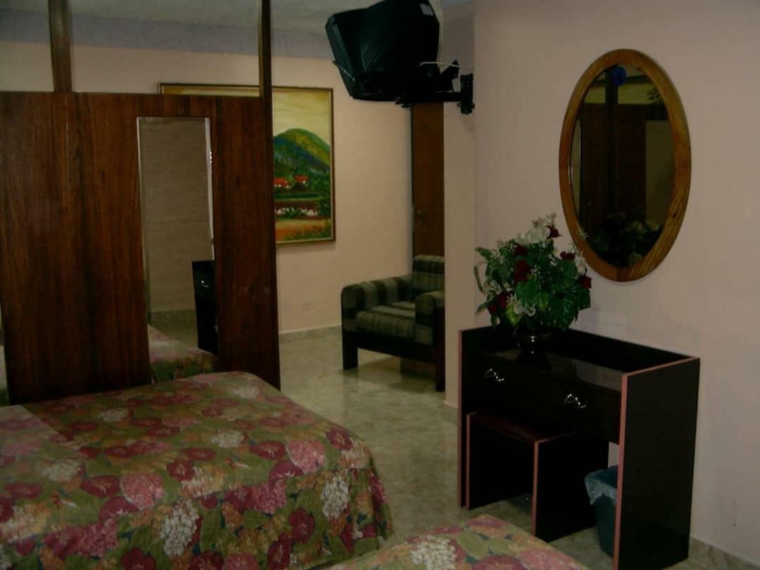Hotel Grand Galaxie Caracas Extérieur photo